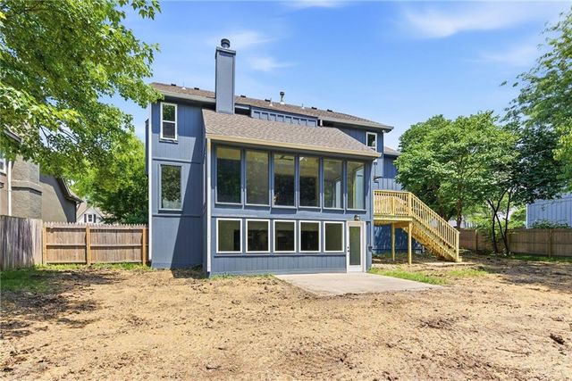 10011 W 125th Terrace, Overland Park, KS 66213