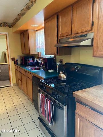 13 Eisenhower Avenue, Queensbury, NY 12804