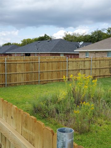 107 Bryant Street, Pottsboro, TX 75076