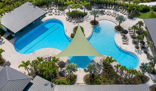 2665 MEANDER COVE, Wesley Chapel, FL 33543