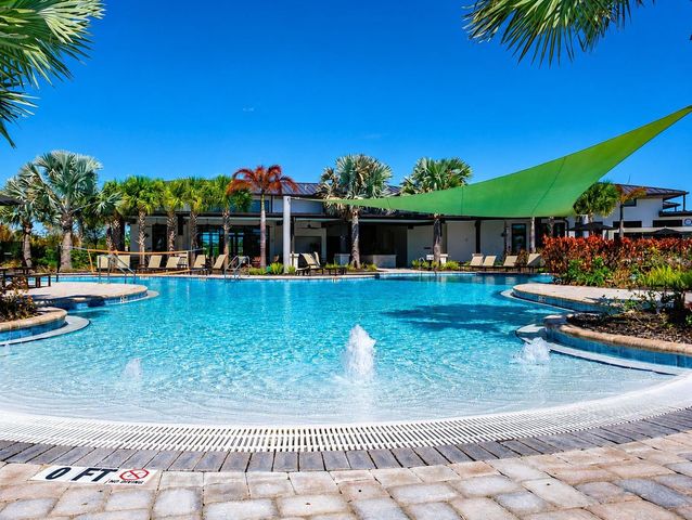 2665 MEANDER COVE, Wesley Chapel, FL 33543