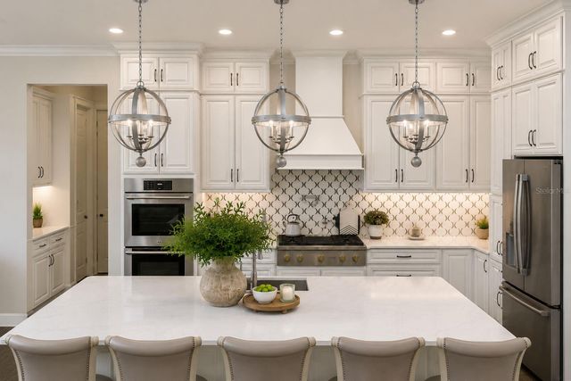2665 MEANDER COVE, Wesley Chapel, FL 33543