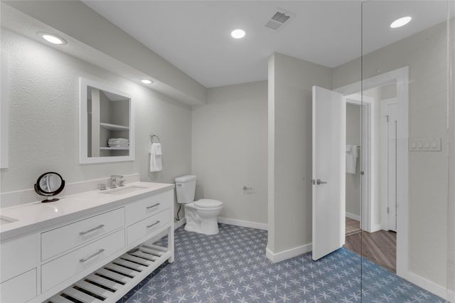 4310 River Oaks DR, Kingsland, TX 78639