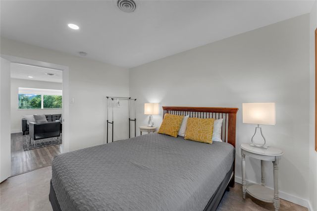 4310 River Oaks DR, Kingsland, TX 78639