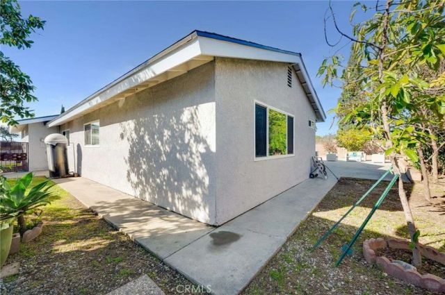 8215 Sandy, Paramount, CA 90723