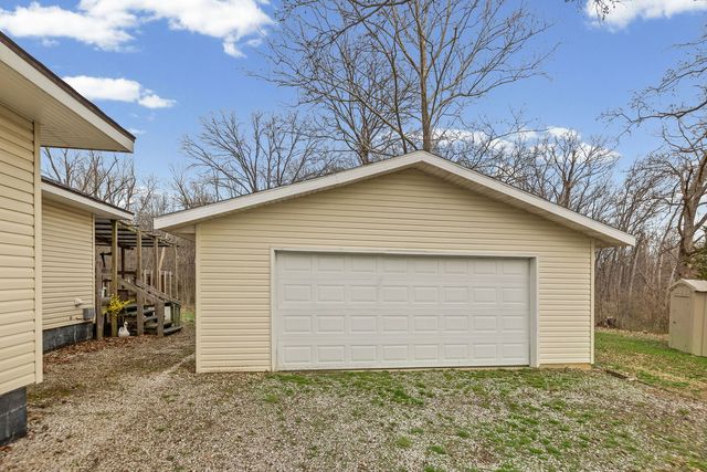 2429 Overbeck Lane, Centralia, IL 62801
