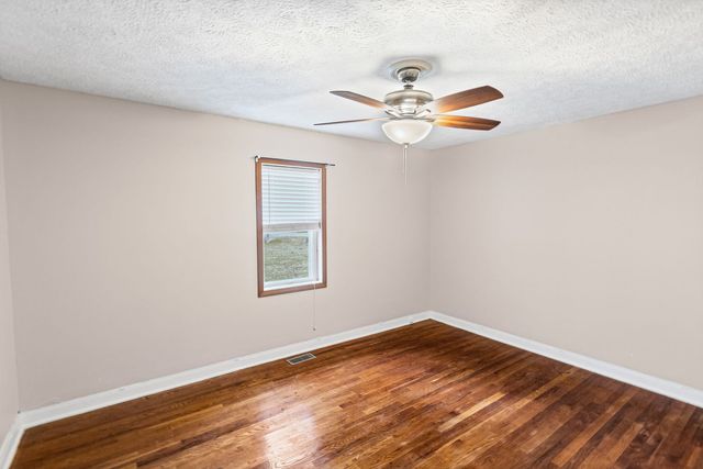 2429 Overbeck Lane, Centralia, IL 62801