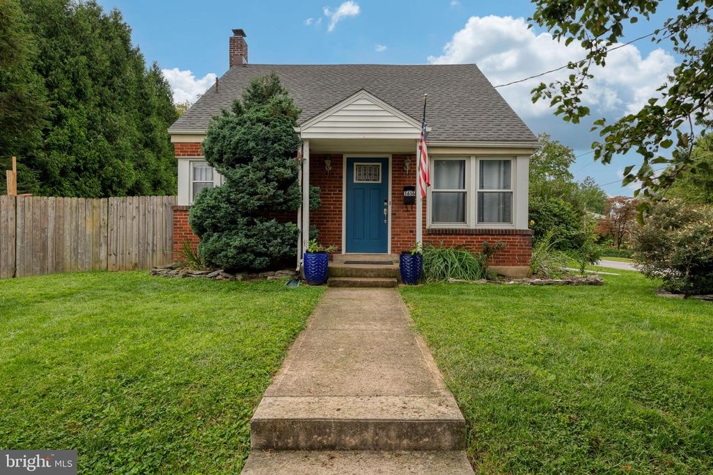 1616 MAPLE ST, New Cumberland, PA 17070
