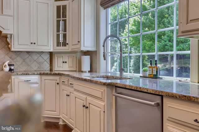 344 SPRING HAVEN DR, Lancaster, PA 17601
