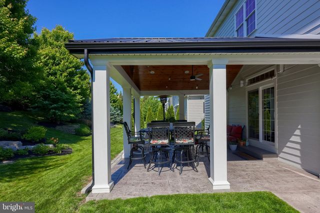 344 SPRING HAVEN DR, Lancaster, PA 17601