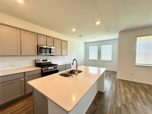 8000 Blue Heron Lane, Mckinney, TX 75071