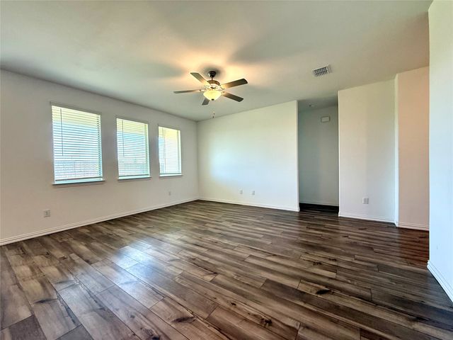 8000 Blue Heron Lane, Mckinney, TX 75071