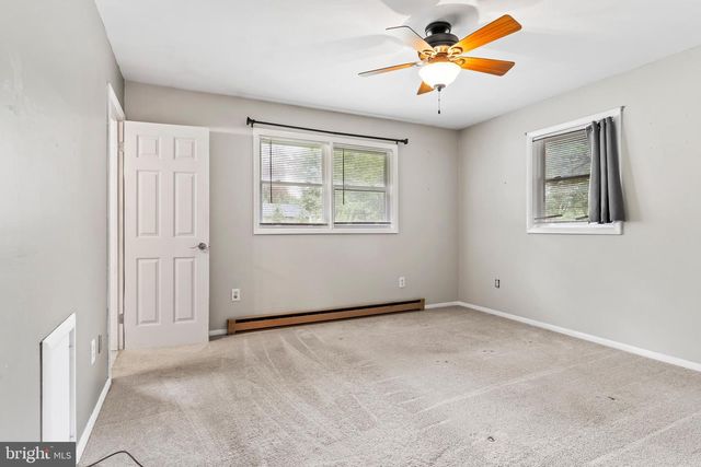 1257 ROUSH RD, Hummelstown, PA 17036