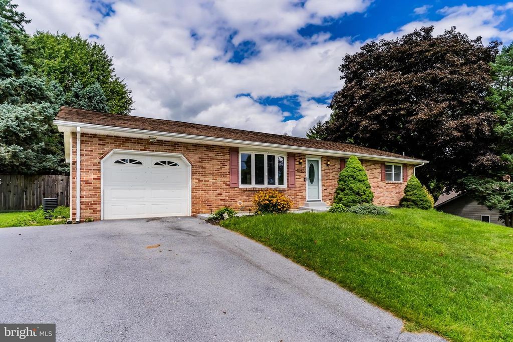1257 ROUSH RD, Hummelstown, PA 17036