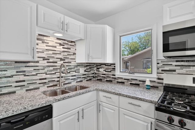 340 Winnebago Street, Park Forest, IL 60466