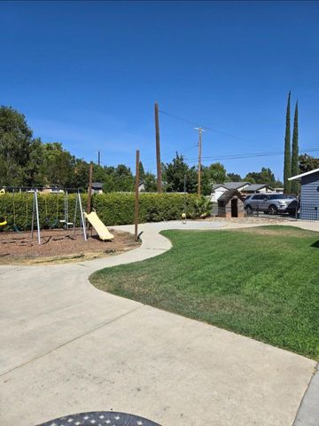 870 Vermont St, Gridley, CA 95948