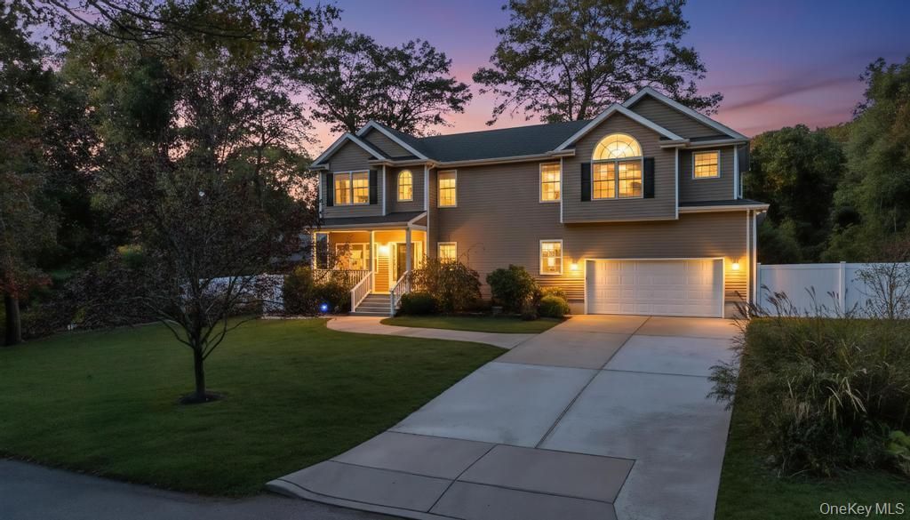 75 Milmay Avenue, Hauppauge, NY 11788