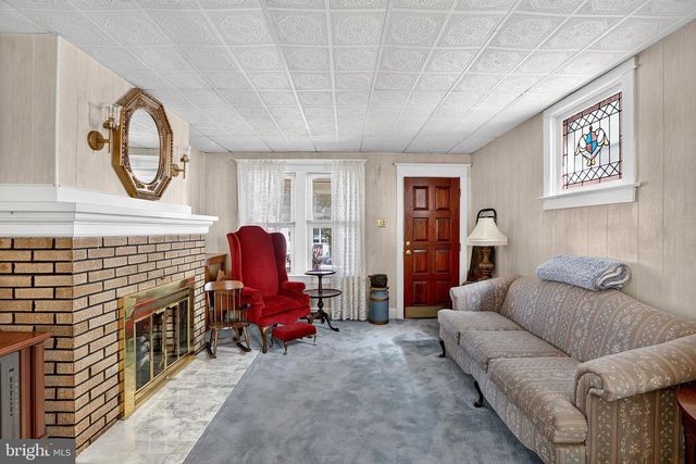 31 REEGER AVE, Hamilton, NJ 08610