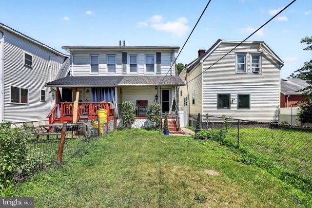 31 REEGER AVE, Hamilton, NJ 08610