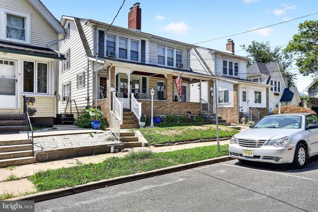 31 REEGER AVE, Hamilton, NJ 08610