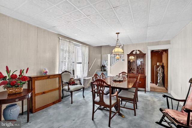31 REEGER AVE, Hamilton, NJ 08610