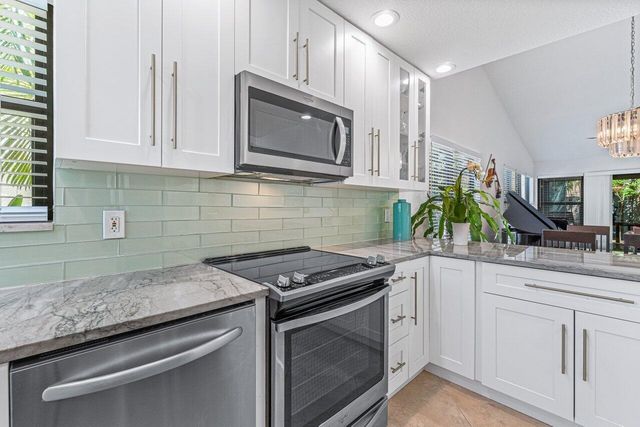 5539 Eton Court, Boca Raton, FL 33486