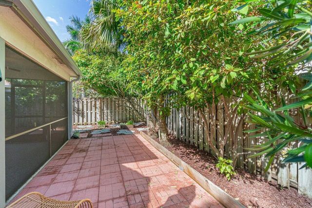 5539 Eton Court, Boca Raton, FL 33486