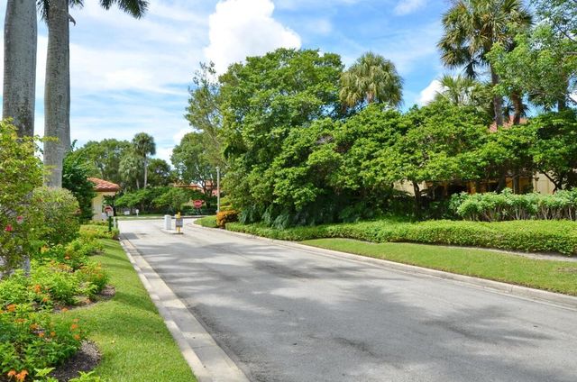 5539 Eton Court, Boca Raton, FL 33486