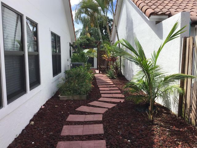 5539 Eton Court, Boca Raton, FL 33486