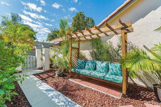 5539 Eton Court, Boca Raton, FL 33486