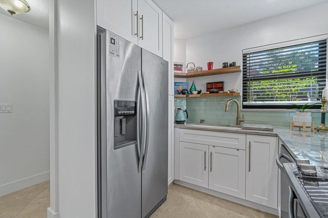 5539 Eton Court, Boca Raton, FL 33486