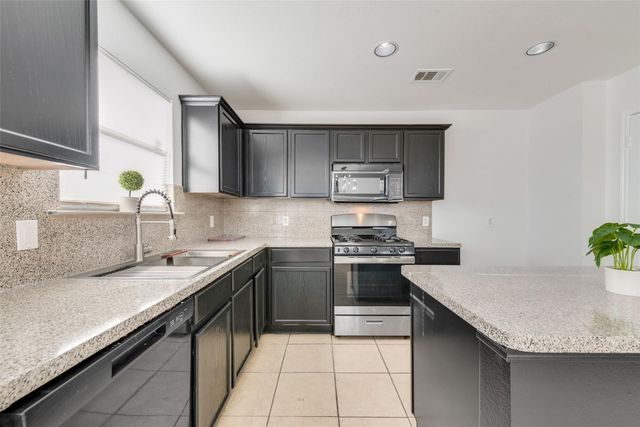 3105 Silver Creek Drive, Mesquite, TX 75181