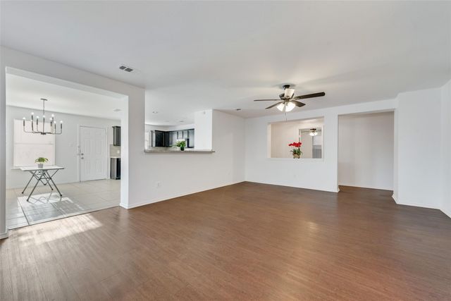 3105 Silver Creek Drive, Mesquite, TX 75181