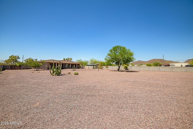 37223 N 22nd Street, Phoenix, AZ 85086