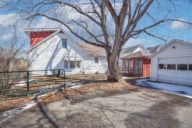 529 10th Avenue N, Saint Cloud, MN 56303