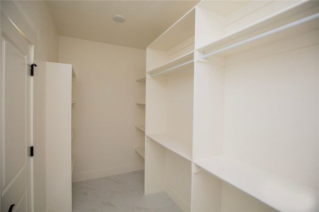 308 White Oak Street, Gentry, AR 72734