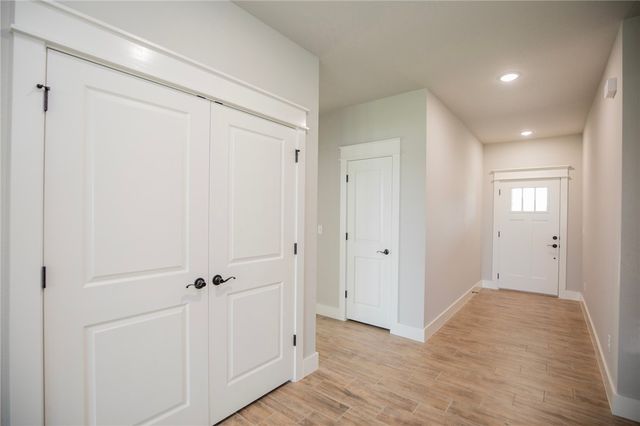 308 White Oak Street, Gentry, AR 72734