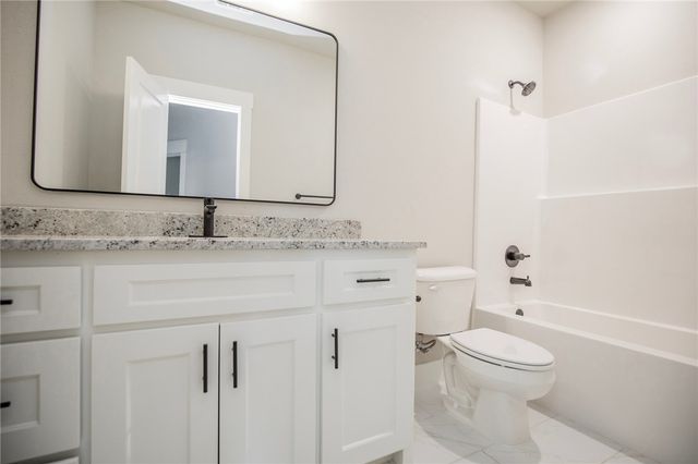 308 White Oak Street, Gentry, AR 72734