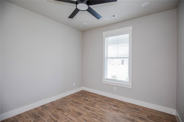 308 White Oak Street, Gentry, AR 72734