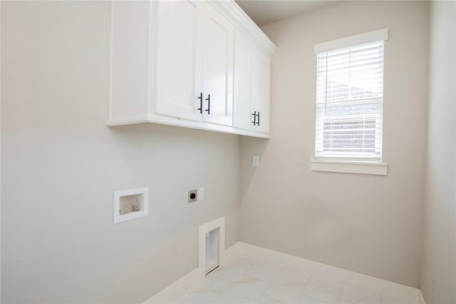 308 White Oak Street, Gentry, AR 72734