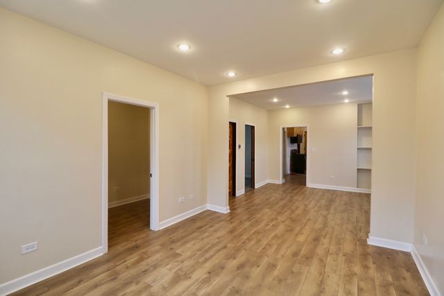3807 N Narragansett Avenue 2, Chicago, IL 60634