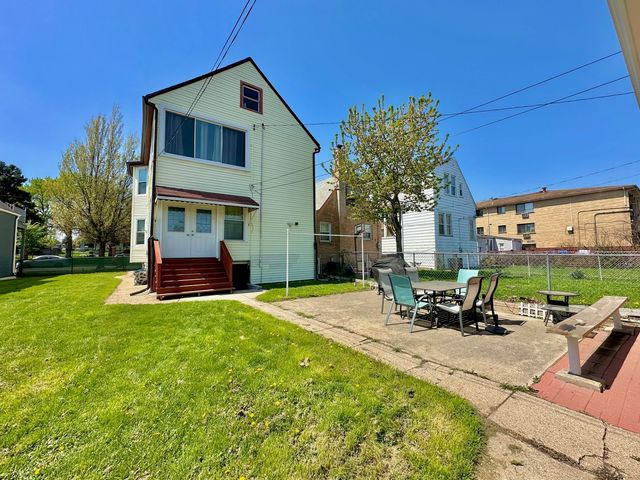 3807 N Narragansett Avenue 2, Chicago, IL 60634