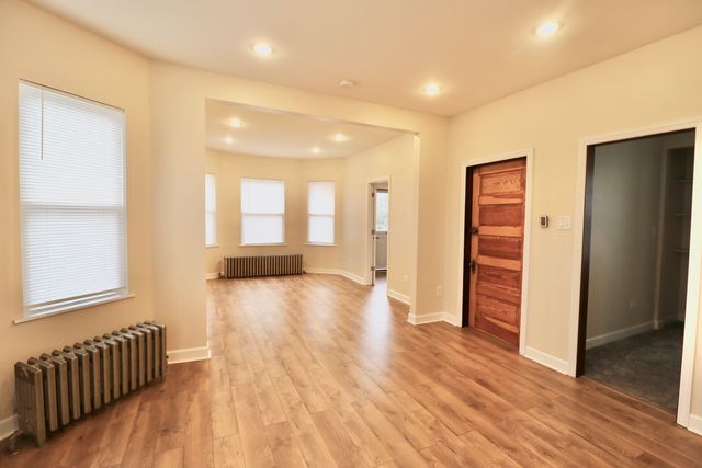 3807 N Narragansett Avenue 2, Chicago, IL 60634