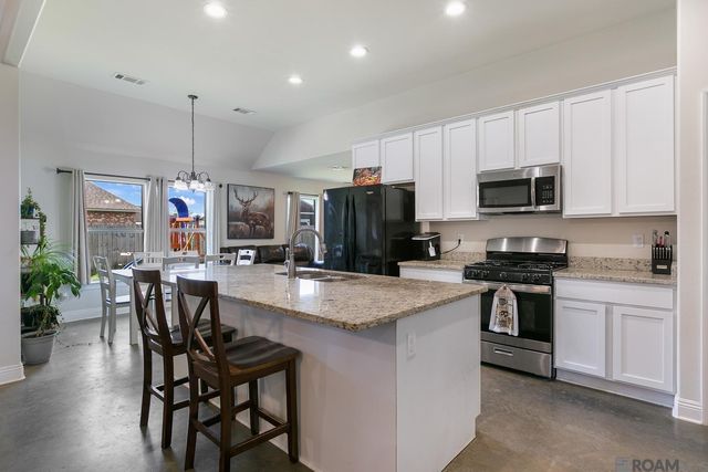 1015 N Millet Dr, Gramercy, LA 70052