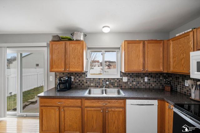 9061 Rockhill Lane, Newport, MI 48166