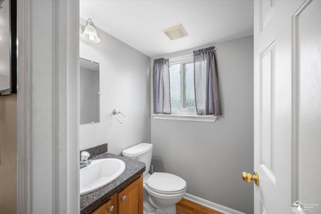 9061 Rockhill Lane, Newport, MI 48166