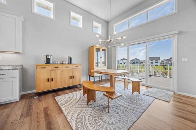 1033 Ashley Drive W, West Fargo, ND 58078