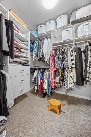 1033 Ashley Drive W, West Fargo, ND 58078