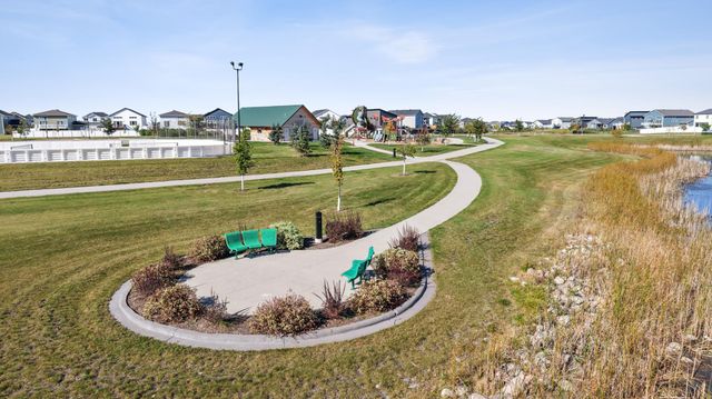 1033 Ashley Drive W, West Fargo, ND 58078