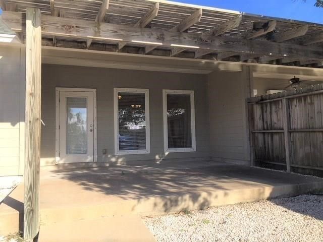 15323 Cruiser St B, Corpus Christi, TX 78418